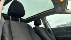 Nissan Qashqai 1.2 DiG-T N-Connecta 5dr Petrol Hatchback